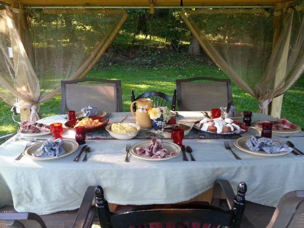 Bed and Breakfast The Pines Of Dresden Exterior foto